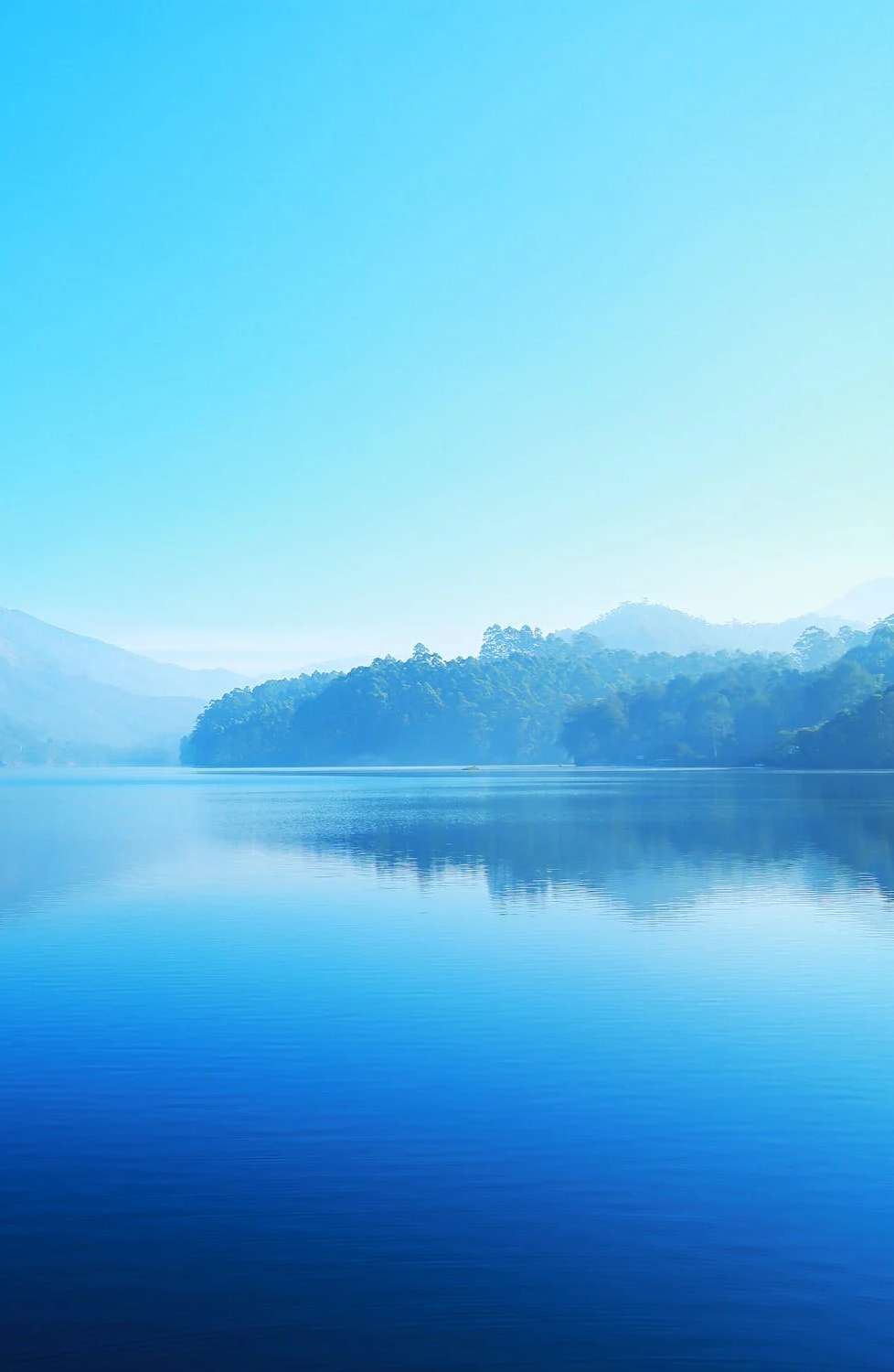 Silverwood Lake - the prettiest lake in California