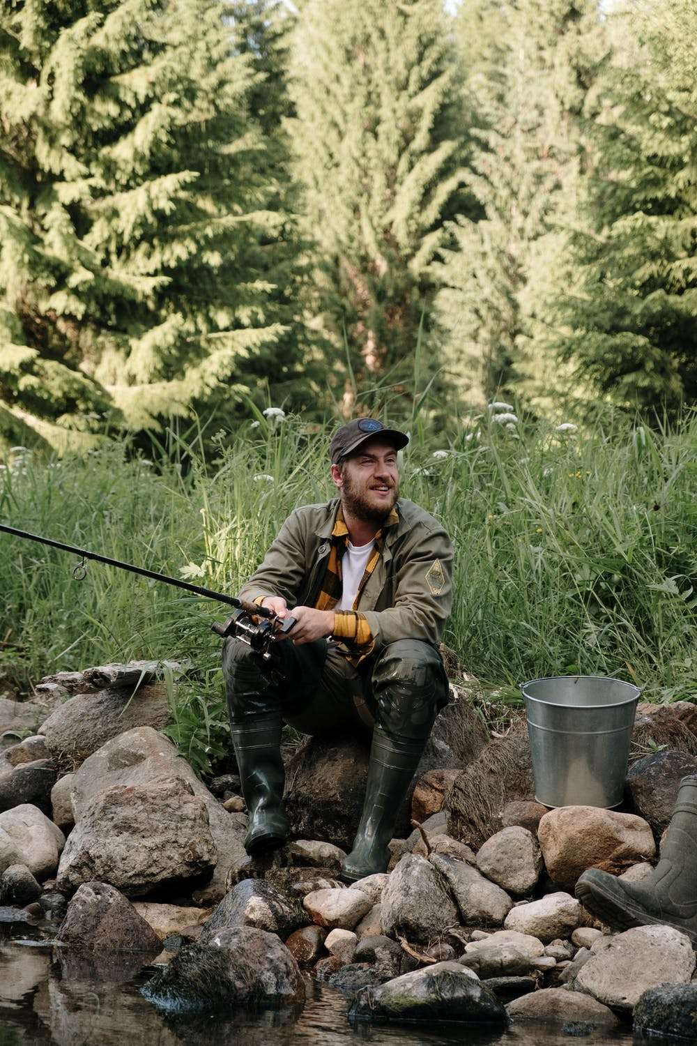 Fishing shows in the banks of Texas