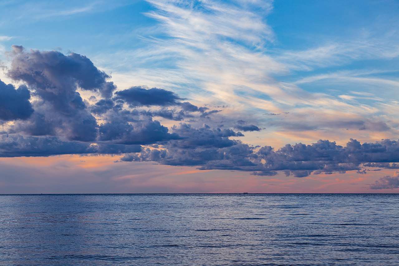 Mille Lacs Lake - is a large but shallow lake in the U.S