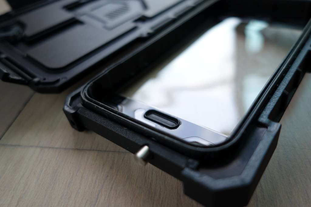 Waterproof phone case