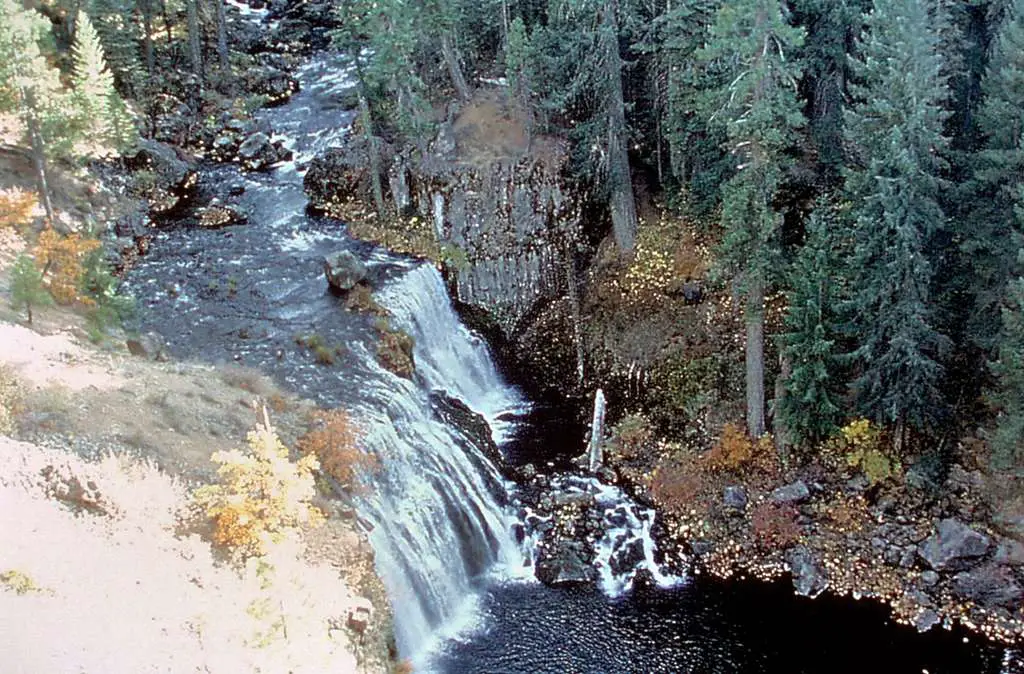 2. Visit McCloud Falls