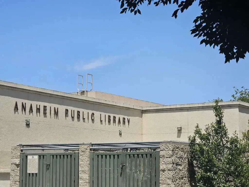 Maxwell Park public library